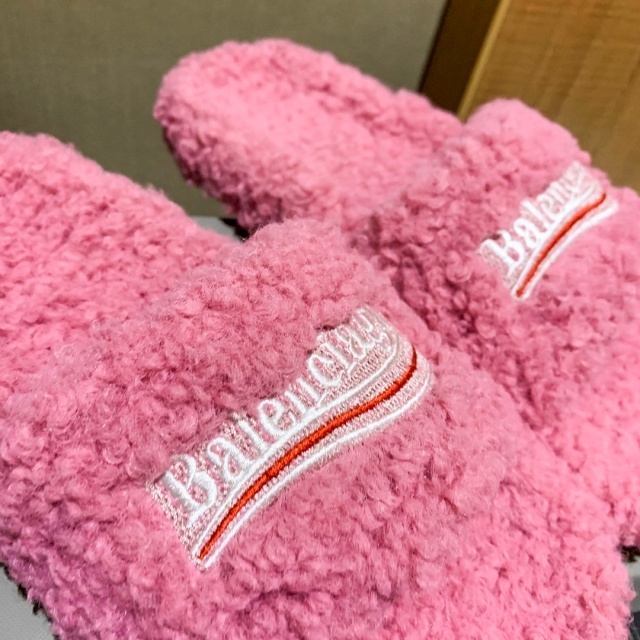 Winter Fashion Unisex Furry Slides