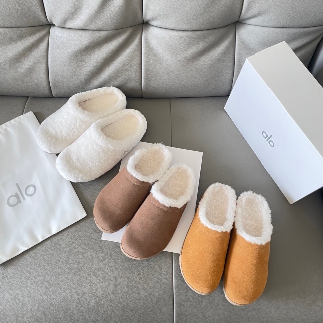 Winter Home Wear Fashion Women Furry Shoes