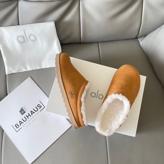 Winter Home Wear Fashion Women Furry Shoes