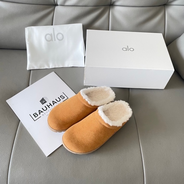 Winter Home Wear Fashion Women Furry Shoes