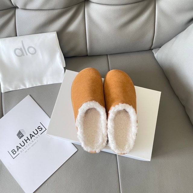 Winter Home Wear Fashion Women Furry Shoes