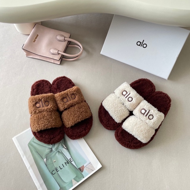 Fashion Color Block Winter Furry Shoes
