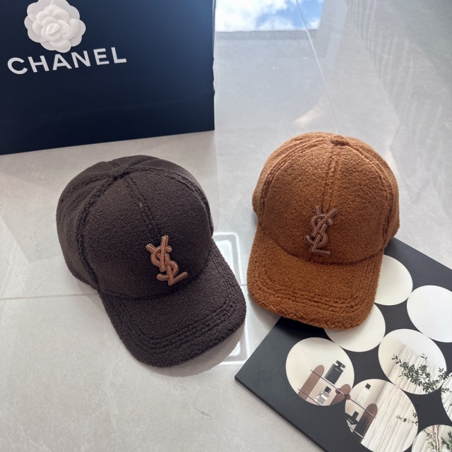 Fashion Furry Luxury Baseball Caps