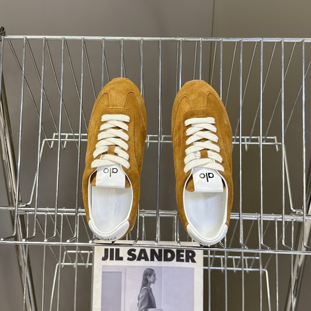 Fashion Lace-Up Unisex Casual Sneakers