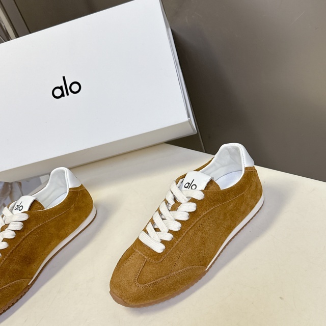 Fashion Lace-Up Unisex Casual Sneakers