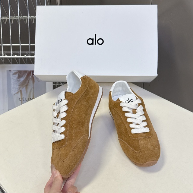 Fashion Lace-Up Unisex Casual Sneakers