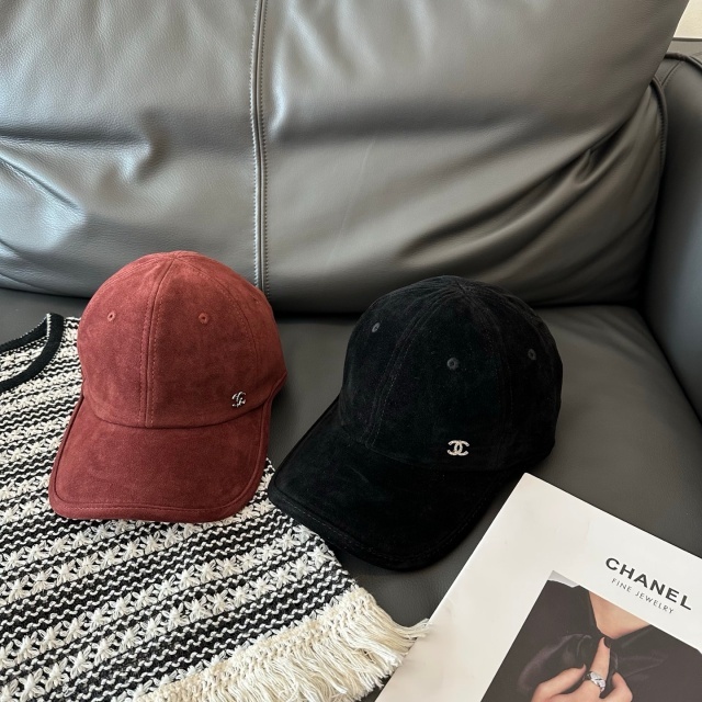 Fashion Logo Unisex Suede Baseball Caps