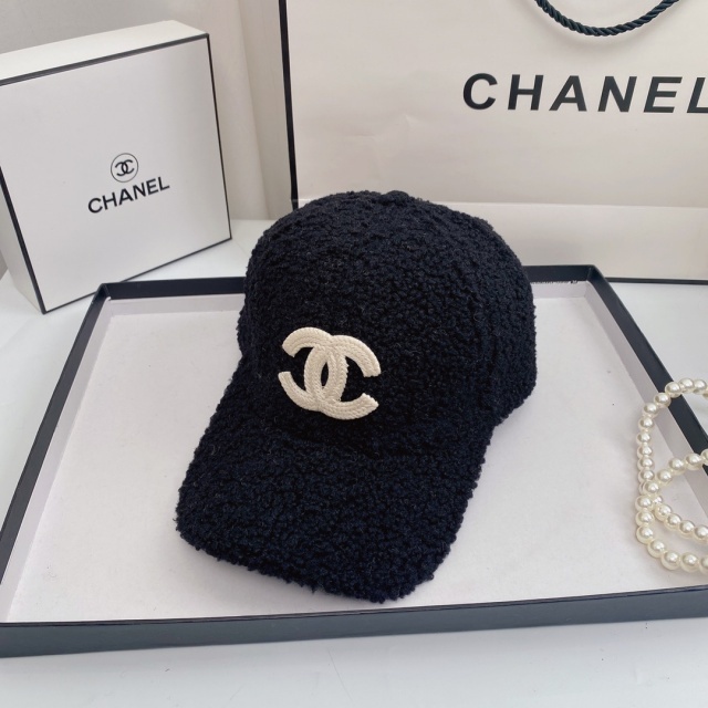 Winter Fashion Luxury Furry Baseball Caps
