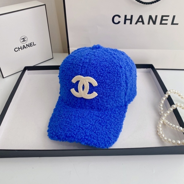 Winter Fashion Luxury Furry Baseball Caps