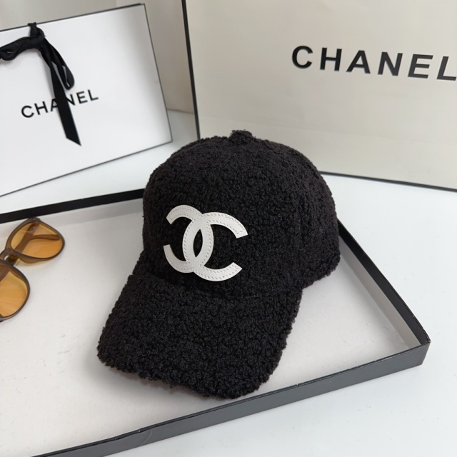 Winter Fashion Unisex Furry Baseball Caps