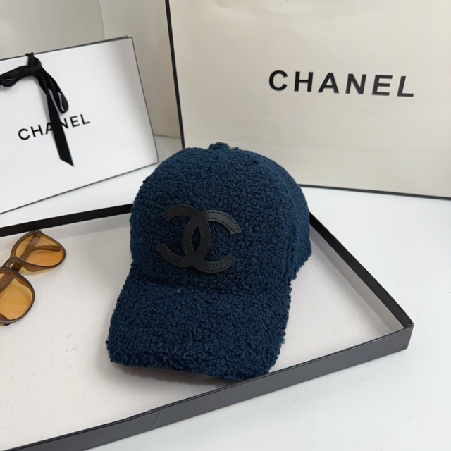 Winter Fashion Unisex Furry Baseball Caps