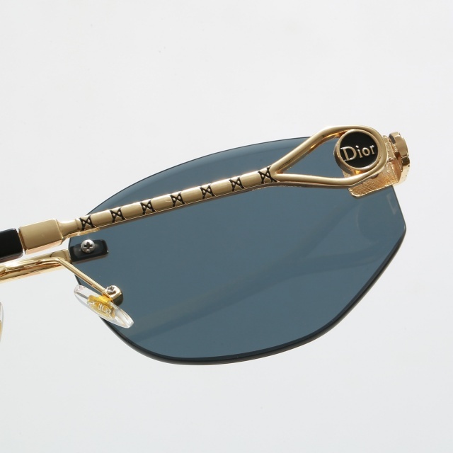 Luxury Fashion Frameless Streetwear Glasses