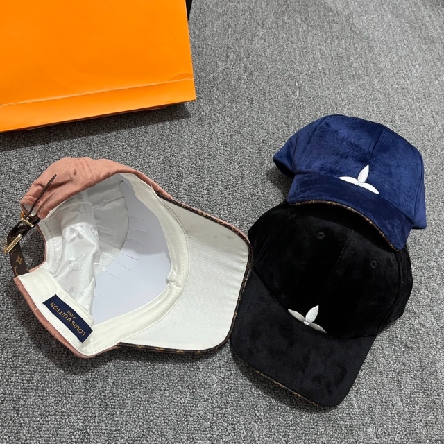 Embroidery Fashion Velvet Baseball Caps