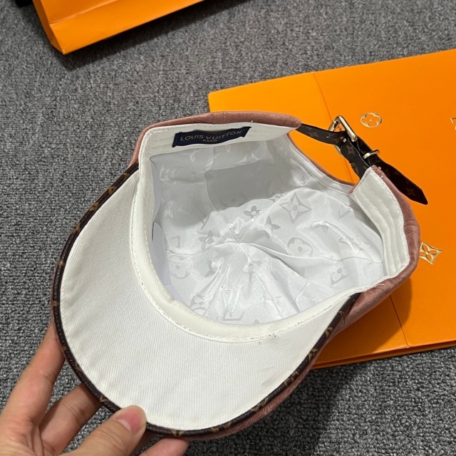 Embroidery Fashion Velvet Baseball Caps