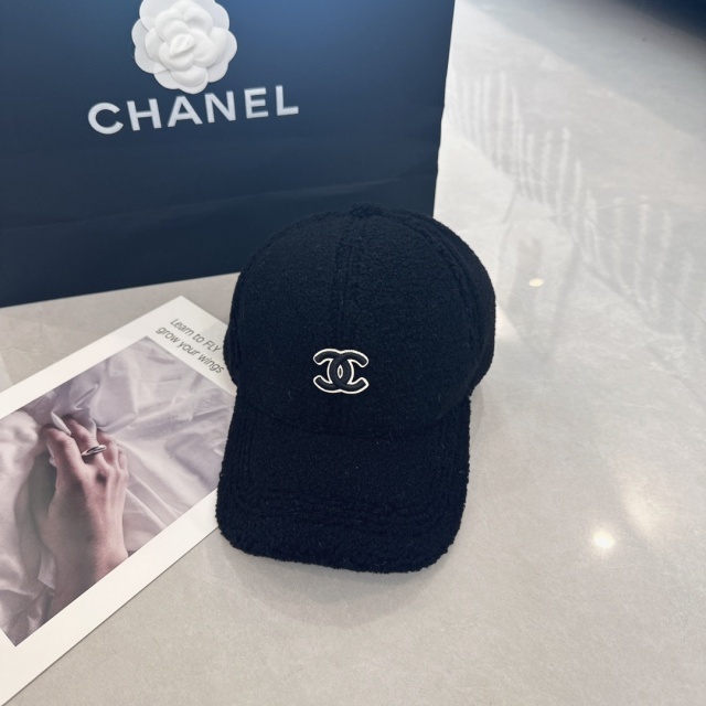 Fashion Furry Unisex Winter Baseball Caps