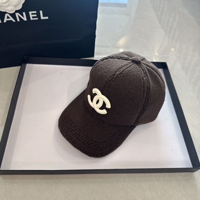 Fashion Logo Furry Unisex Baseball Caps