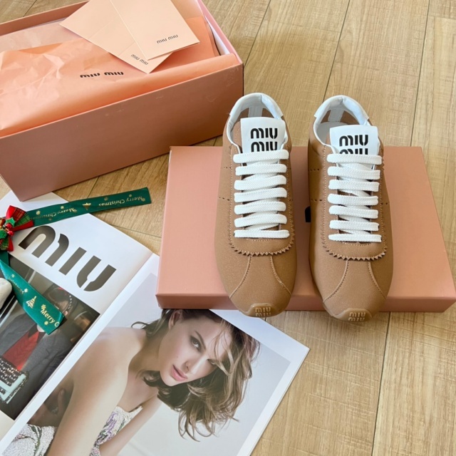 Fashion Design Women Casual Sneakers