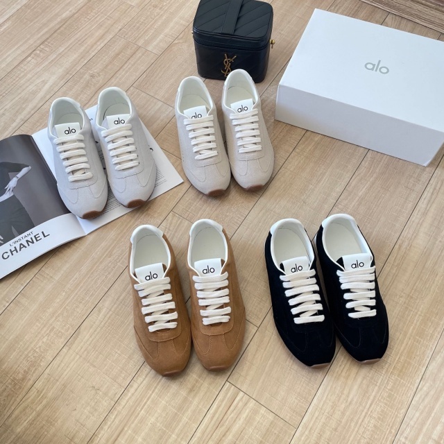 Fashion Lace-Up Lover's Sneakers