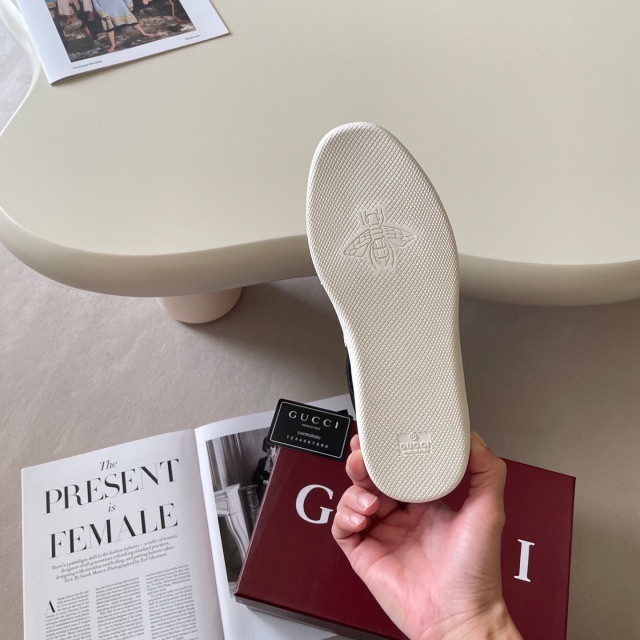Luxury Unisex Fashion Casual Sneakers