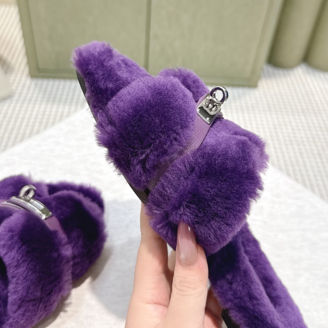 Winter Style Luxury Fashion Furry Slides