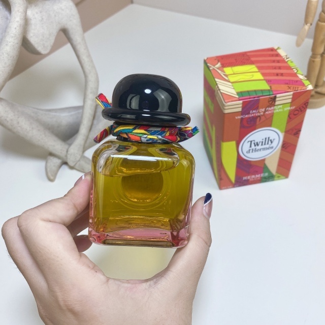 Woody Floral Top Notes Women Perfume 85ML
