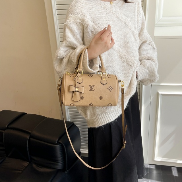 Fashion Embossing Leather Crossbody Handbags