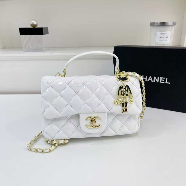 Fashion Leather Chained Messenger Bags
