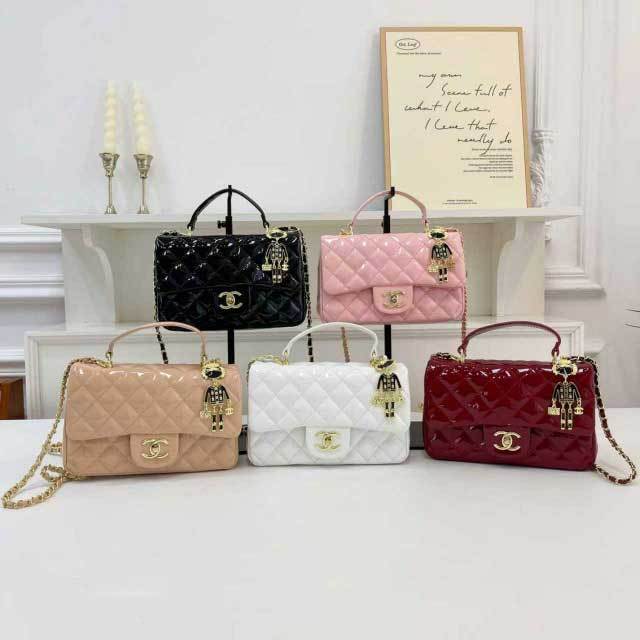 Fashion Leather Chained Messenger Bags