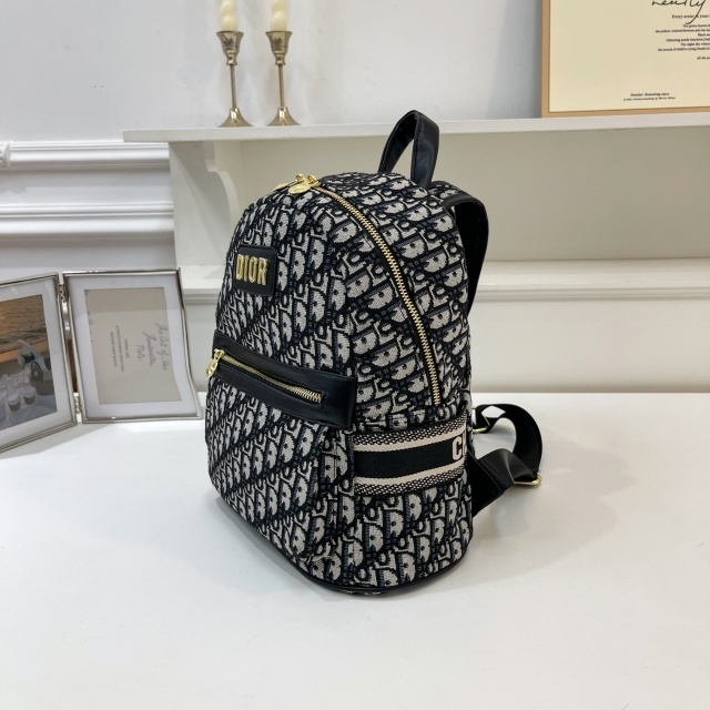 Luxury Fashion Zipper Unisex Backpacks