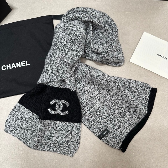 Contrast Color Wool Beanie Hats Scarf Set 2 Pieces