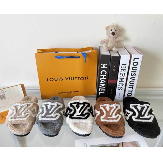 Embroidery Fashion Winter Furry Slides