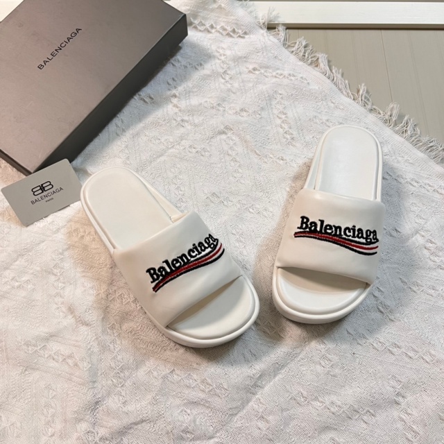 Fashion Thick Soled Casual Leather Slides