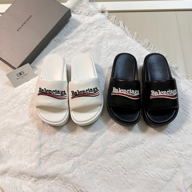 Fashion Thick Soled Casual Leather Slides