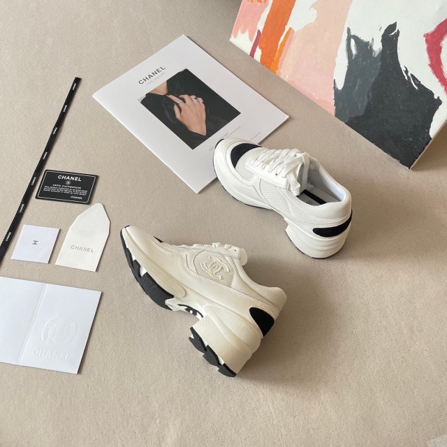 Vintage Fashion Women Casual Sneakers