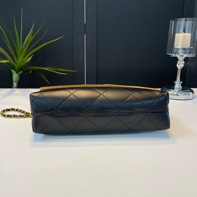 Metal Logo Leather Chained Women Messenger Bags