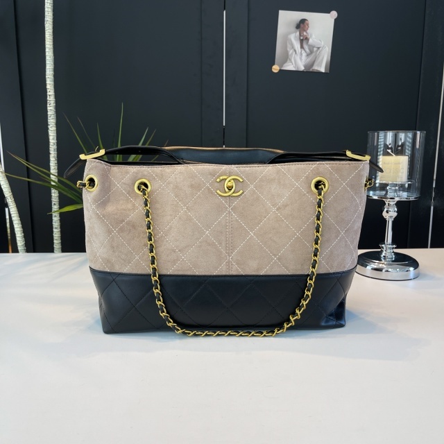 Metal Logo Leather Fashion Women Handbags