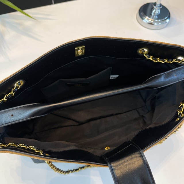 Metal Logo Leather Fashion Women Handbags