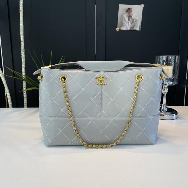 Metal Logo Leather Fashion Women Handbags