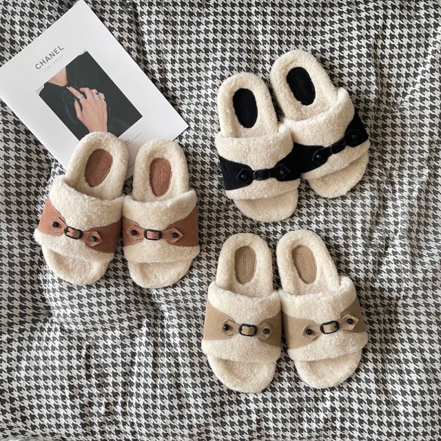 Fashion Winter Couple Furry Slippers