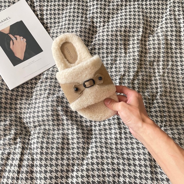 Fashion Winter Couple Furry Slippers