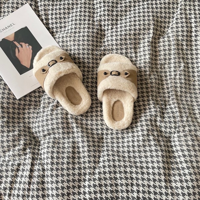 Fashion Winter Couple Furry Slippers