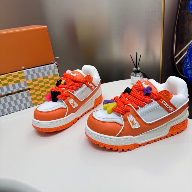 High Quality Lace-Up Trainer Sneakers