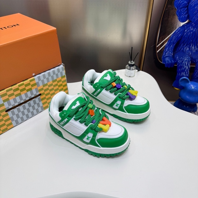High Quality Lace-Up Trainer Sneakers