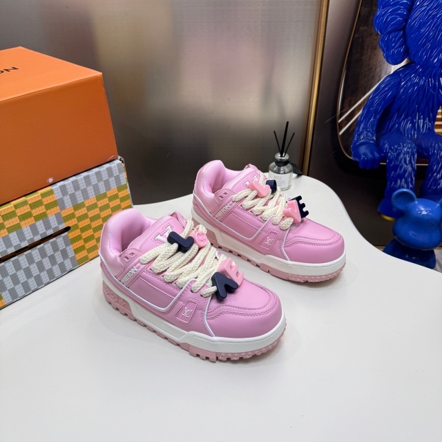 High Quality Lace-Up Trainer Sneakers