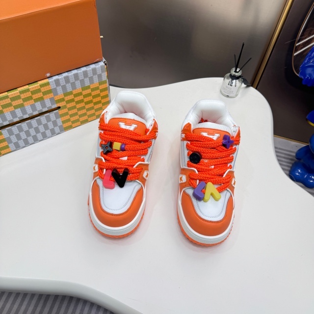 High Quality Lace-Up Trainer Sneakers