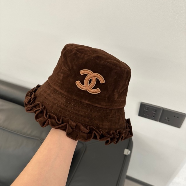 Fashion Embroidery Ruched Suede Bucket Hats
