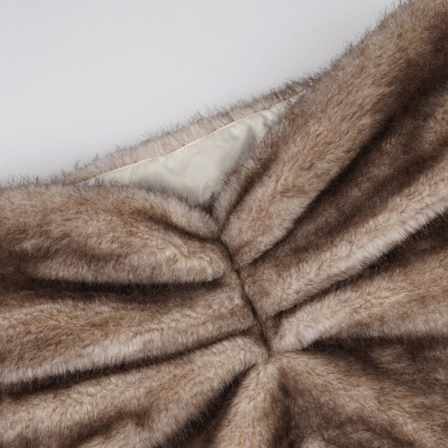 Side Pleated Low-waisted Fuzzy Mini Skirt