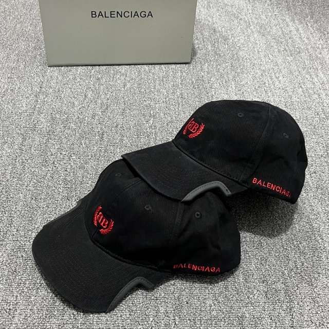 Fashion Cut Out Unisex Baseball Caps