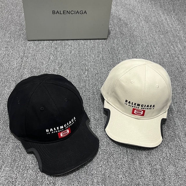 Fashion Cut Out Unisex Baseball Caps