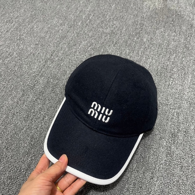 Fashion Embroidery Winter Unisex Baseball Caps